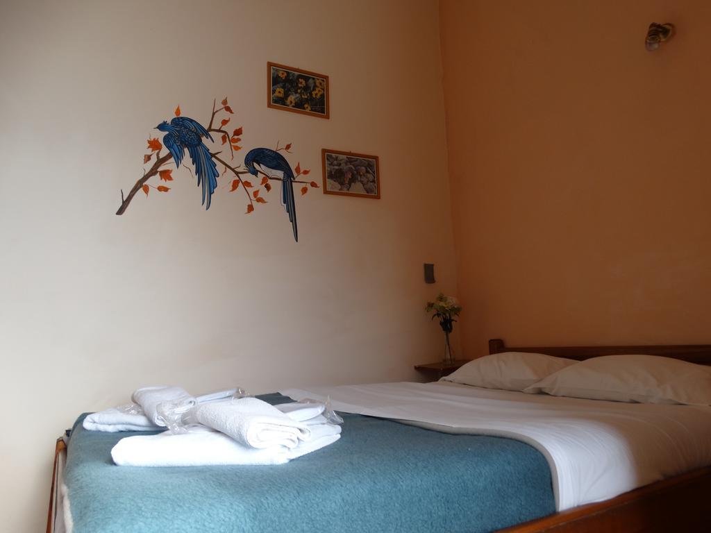 ירולימין Akrotainaritis Rooms חדר תמונה